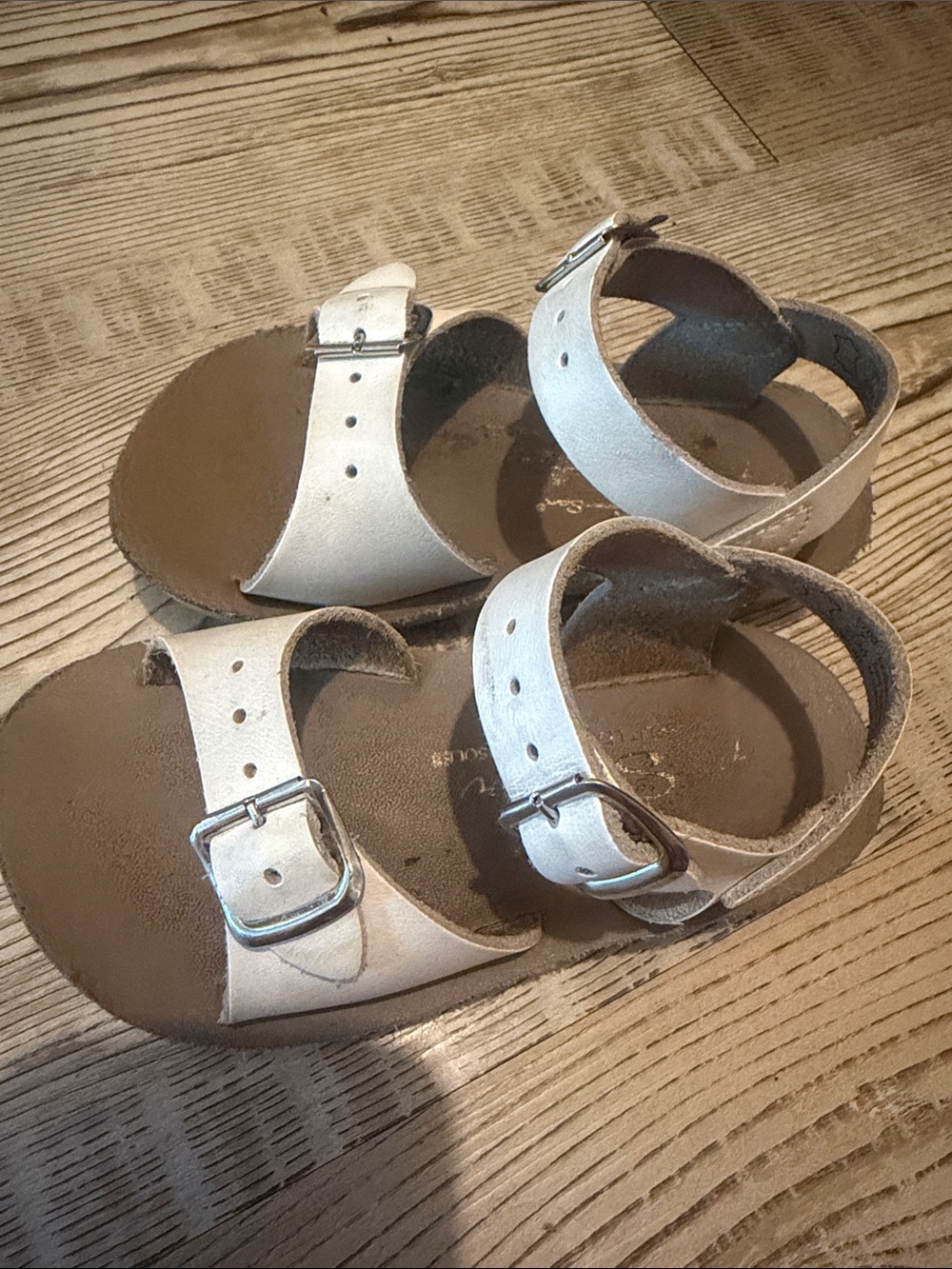 Kids SunSans White Leather Buckle Sandals